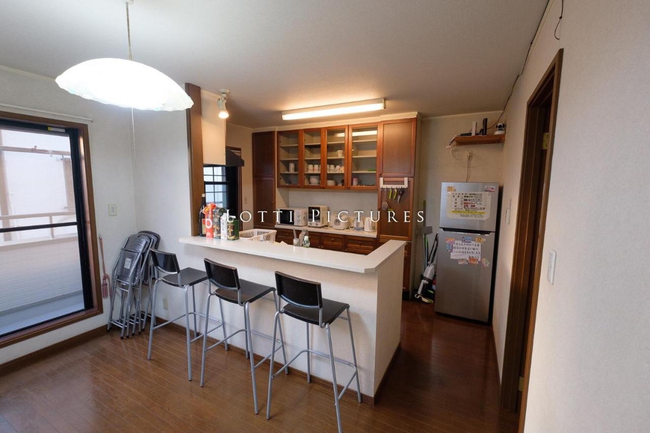 Tammy Hostel Villa Osaka Exteriör bild