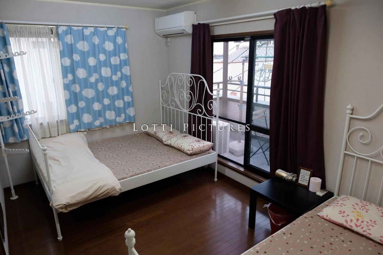 Tammy Hostel Villa Osaka Exteriör bild